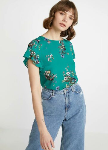 Pepper green shirt