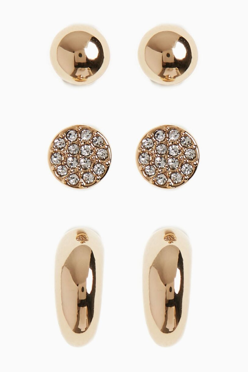 Gold earrings set