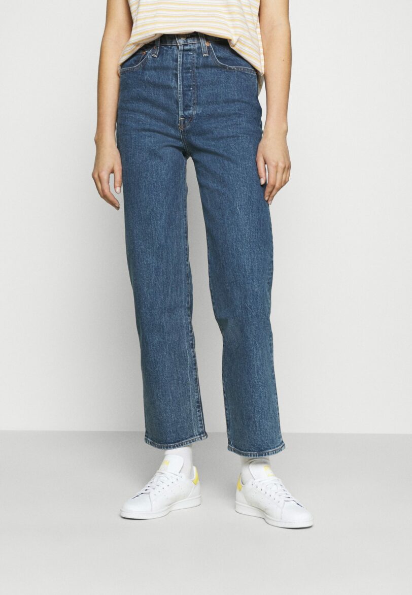 Large Jeans
