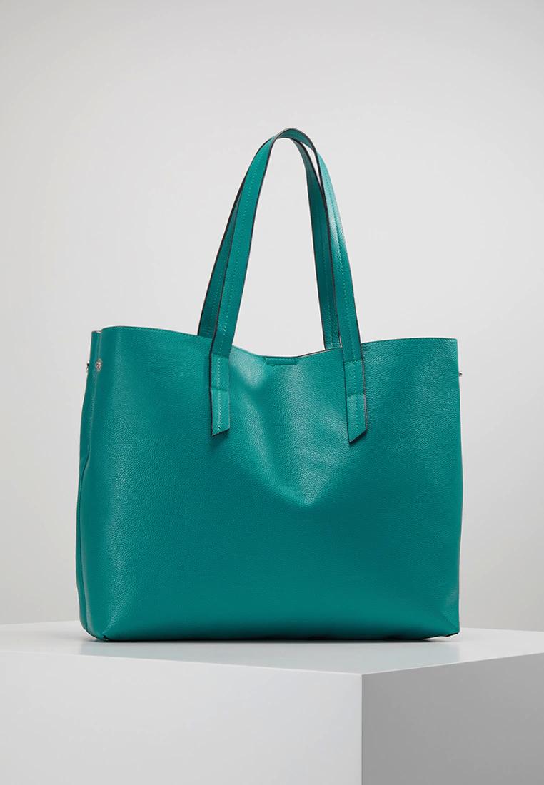 Moschino sky bag - Image 4