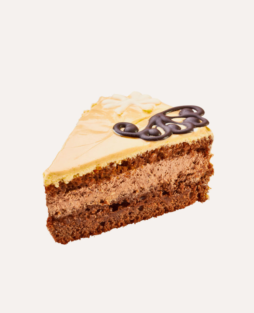 Banana & nuts Cake slice